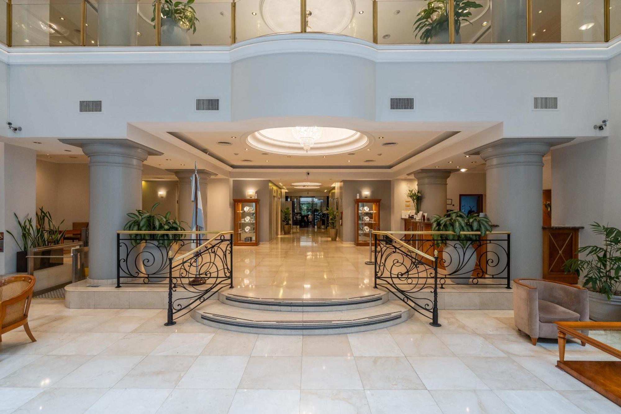 Hotel Intersur Recoleta Buenos Aires Exterior photo