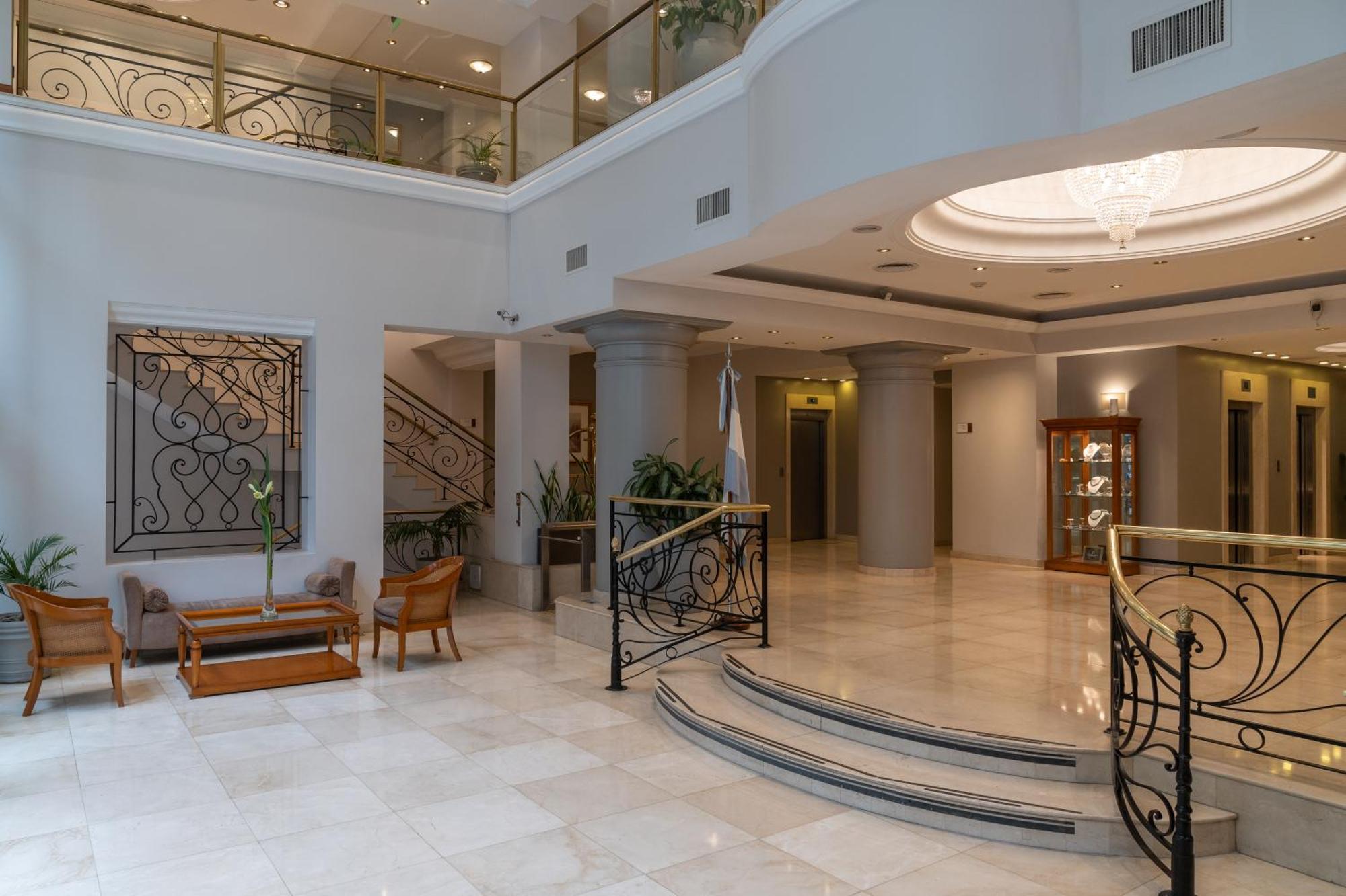 Hotel Intersur Recoleta Buenos Aires Exterior photo