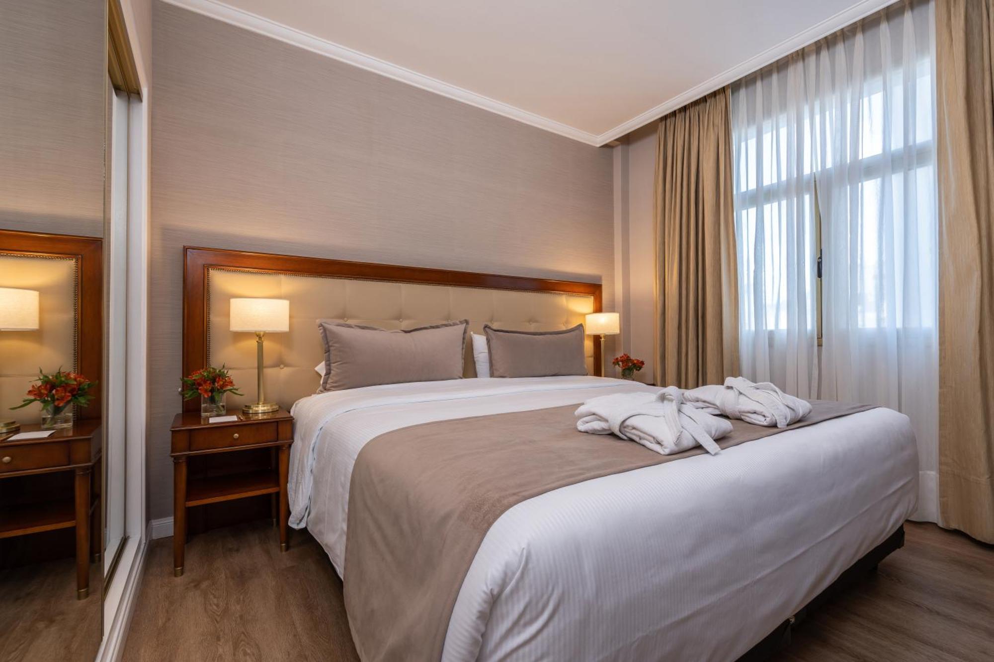Hotel Intersur Recoleta Buenos Aires Exterior photo