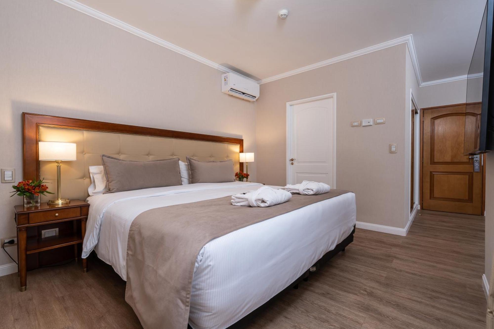 Hotel Intersur Recoleta Buenos Aires Exterior photo